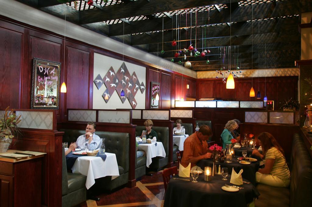 The Rushmore Hotel & Suites; BW Premier Collection Rapid City Restaurant billede